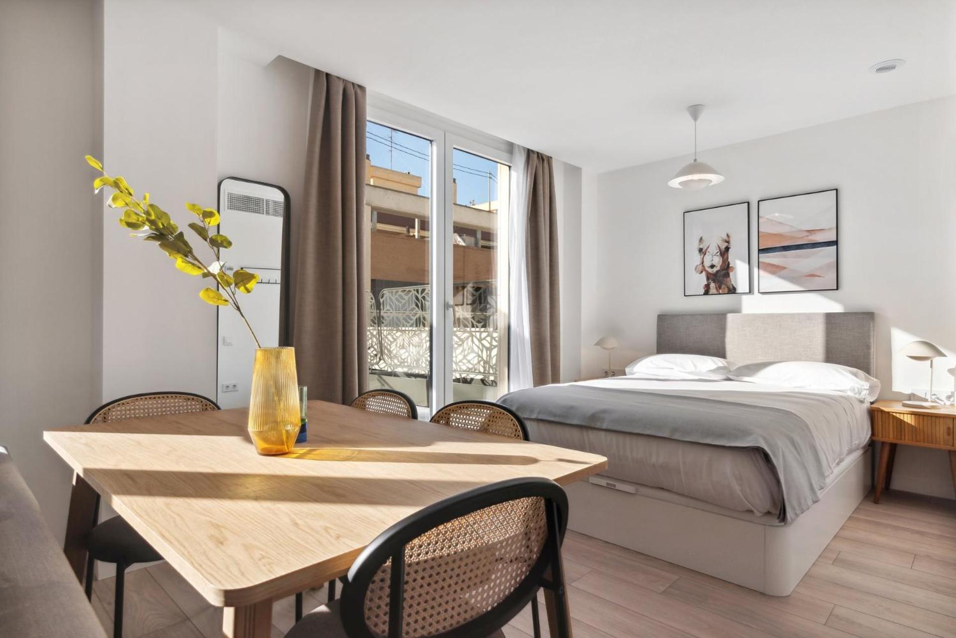 Limehome Valencia Carrer Del Pare Palau I Quer 外观 照片