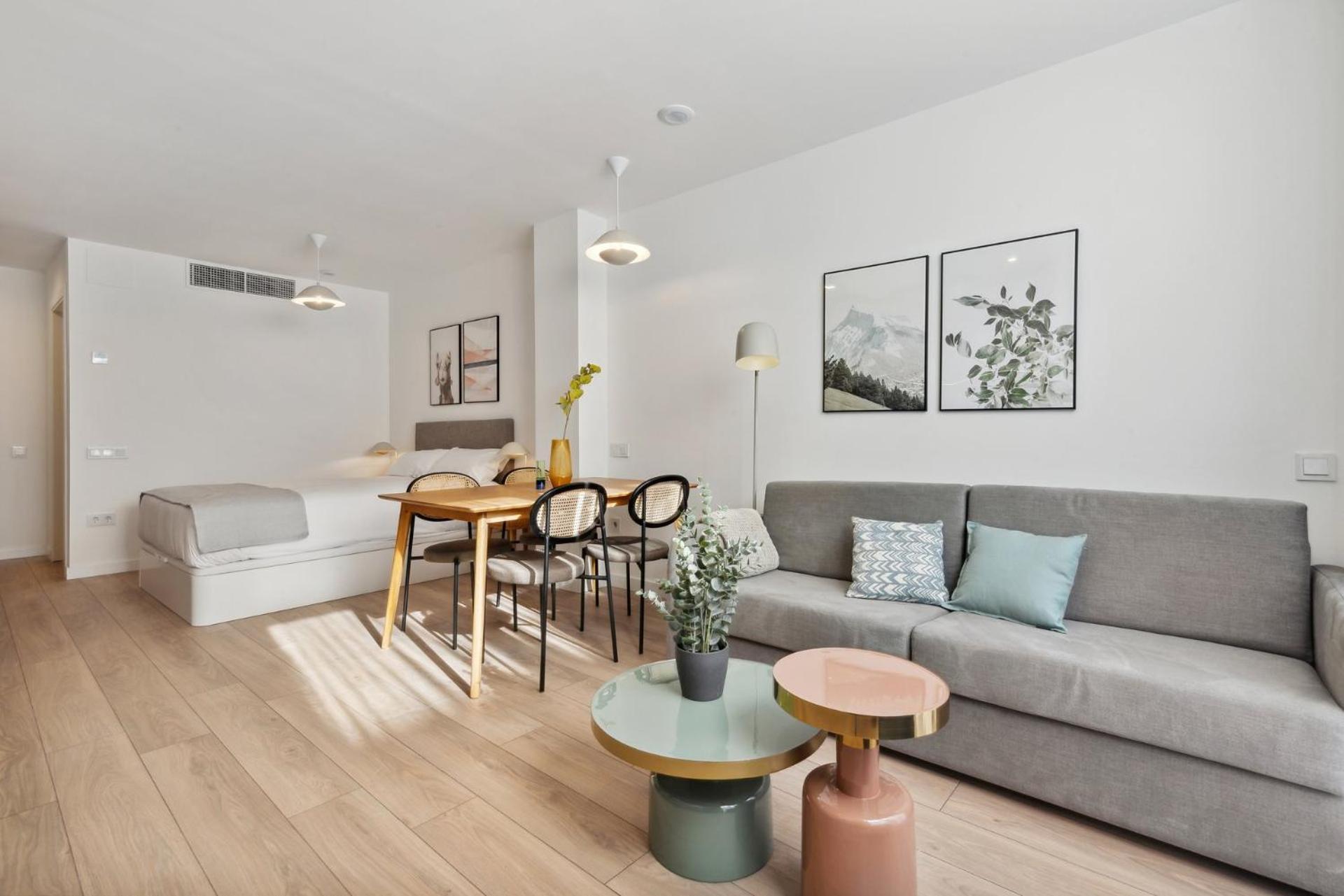 Limehome Valencia Carrer Del Pare Palau I Quer 外观 照片