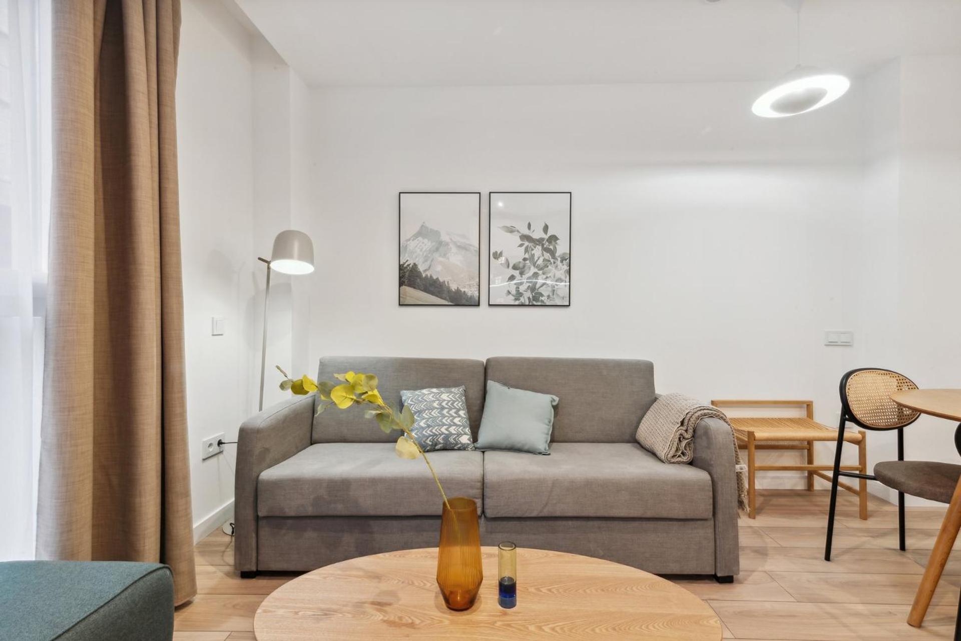 Limehome Valencia Carrer Del Pare Palau I Quer 外观 照片