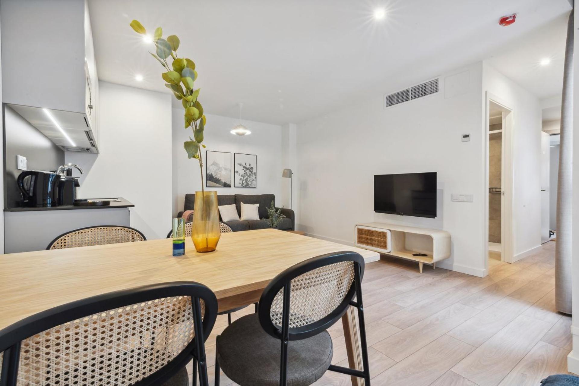 Limehome Valencia Carrer Del Pare Palau I Quer 外观 照片