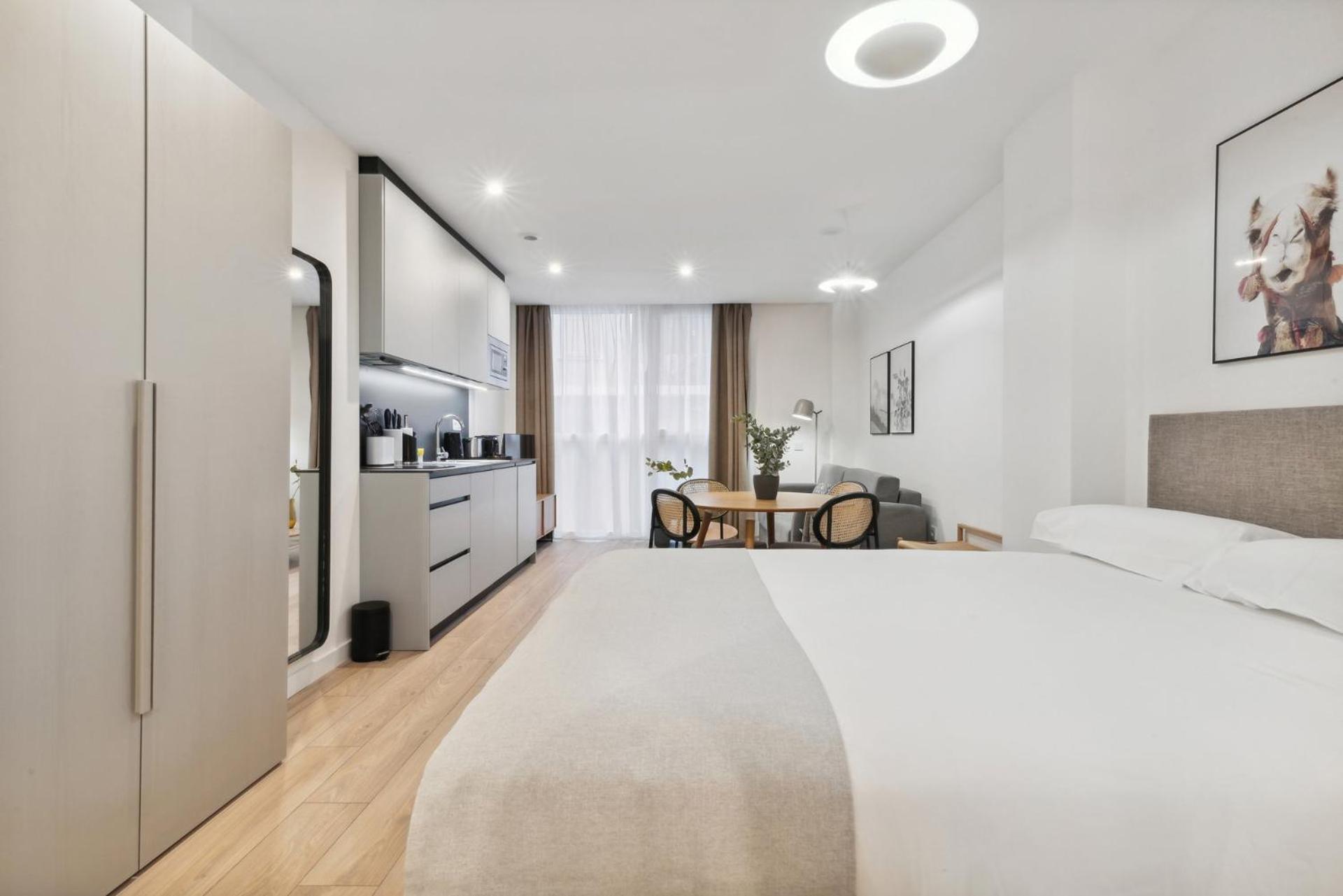 Limehome Valencia Carrer Del Pare Palau I Quer 外观 照片
