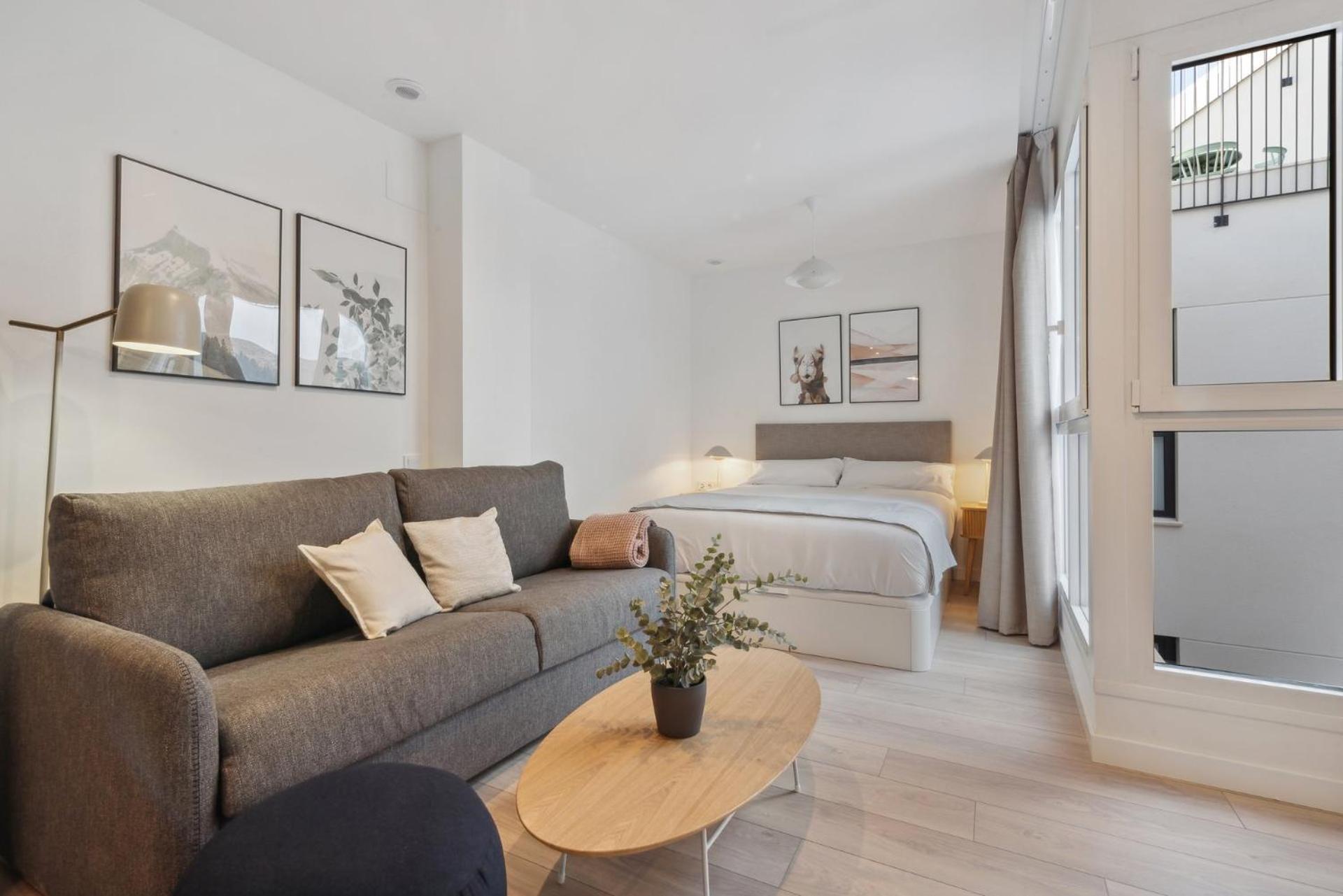 Limehome Valencia Carrer Del Pare Palau I Quer 外观 照片