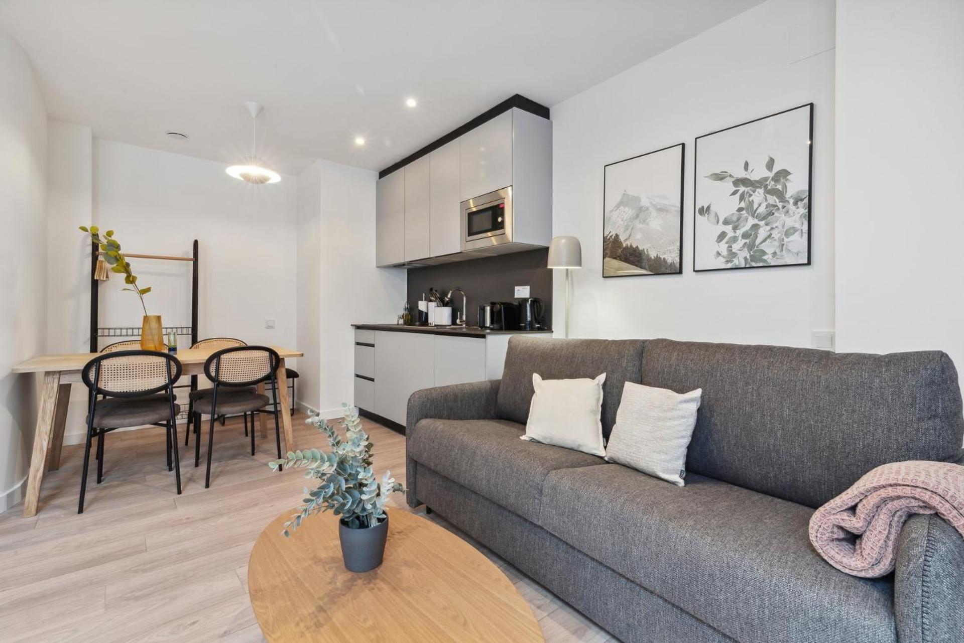 Limehome Valencia Carrer Del Pare Palau I Quer 外观 照片