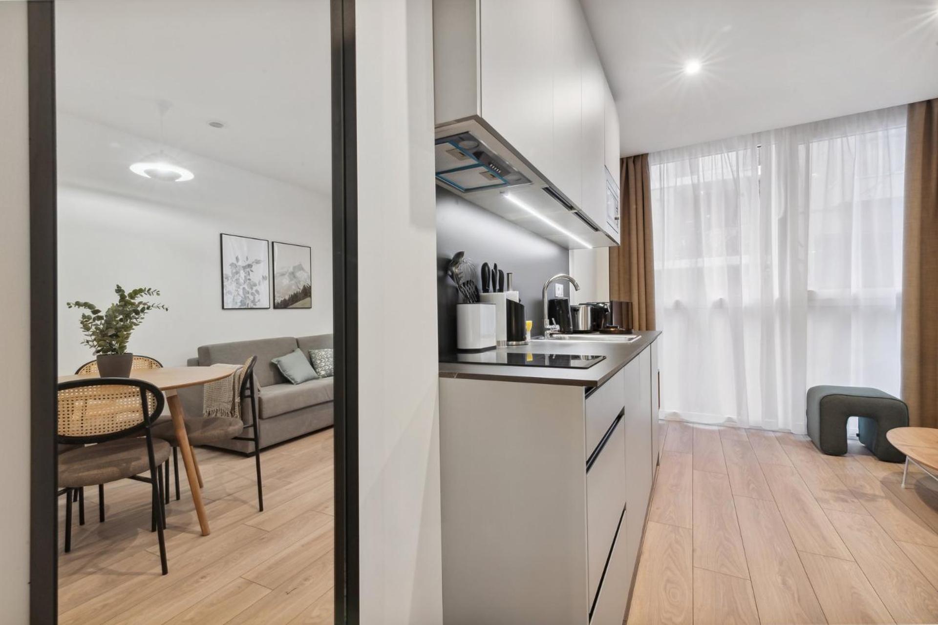 Limehome Valencia Carrer Del Pare Palau I Quer 客房 照片